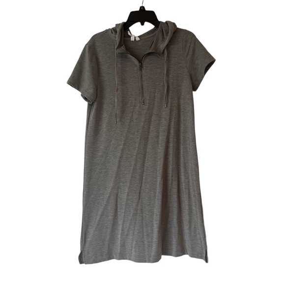 Cable & Gauge Dresses & Skirts - Gray hooded dress